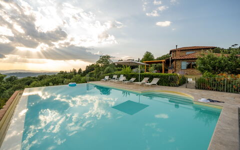 Casale Sunset: Piscina, Inmuebles, Eco Hotel, Recurso, Villa, Hacienda, Casa De Campo, Mueble Para Exteriores, Ciudad De Vacaciones, Paisajismo