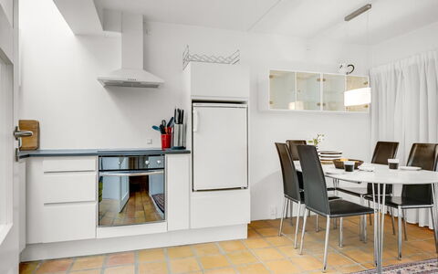 Nis - 900M from the Sea: Mueble, Cocina, Aparato De Cocina, Piso, Diseño De Interiores, Electrodoméstico, Suelo, Mostrador, Electrodoméstico, Techo
