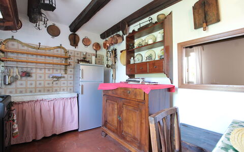 Casa Ballo delle Streghe, Garden, Montebelluna: Mueble, Madera, Diseño De Interiores, Cocina, Piso, Gabinetes, Alacena, Habitación, Suelo, Casa