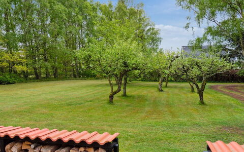 Andri - 1.5Km from the Sea: Departamento, Condominio, Inmuebles, Balcón, Villa, Hotel