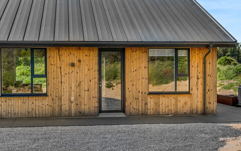 Merta - 800M from the Sea: Madera, Casa, Porche, Cubierta, Madera Dura, Techo, Manchas De Madera, Suelos De Madera, Eco Hotel