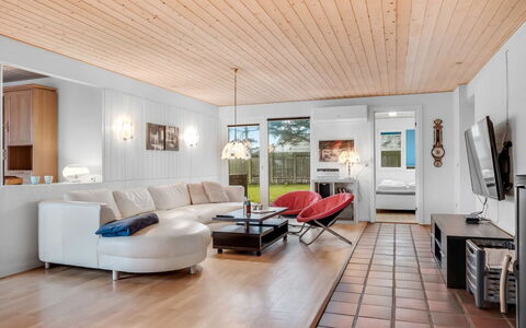 Withulf - 500M to the Fjord: Inmuebles, Sombra, Entrada De Coches, Casa De Campo