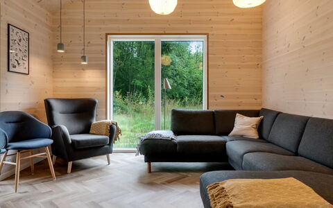 Vilppu - 900M from the Sea: Piso, Madera, Mueble, Suelo, Suelos De Madera, Diseño De Interiores, Sala, Casa, Madera Dura, Suelo Laminado