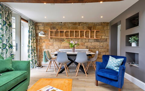 Cherry Cottage Nr Grantley Hall