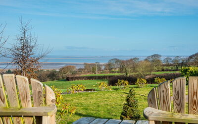 Picton Lodge - Sea Views