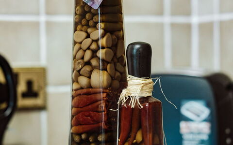 Camelia Country Cottage: Tiempo De Día, Edificio, Ventana, Fachada, Departamento, Diseño Urbano, Condominio, Uso Mixto