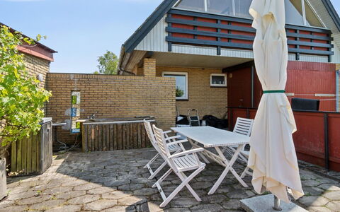 Lacey - 4Km from the Sea: Inmuebles, Sombra, Entrada De Coches, Casa De Campo