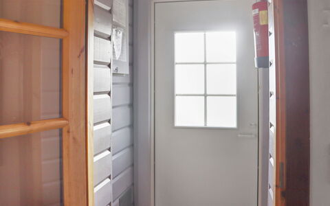 Mukalilla, Paritalo Sis Loppusiivouksen: Pared, Madera, Habitación, Manchas De Madera, Madera Dura, Vaso, Inicio De La Puerta, Pintar, Barniz