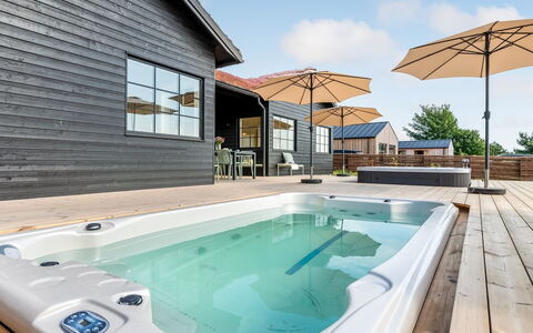 Adia - 650M from the Sea: Inmuebles, Sombra, Entrada De Coches, Casa De Campo