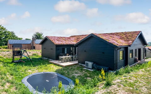 Adia - 650M from the Sea: Inmuebles, Sombra, Entrada De Coches, Casa De Campo