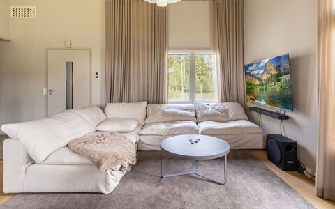 Villa Virpi Golf: Árbol, Banco, Casa, Cabaña, Lago, Estanque, Bosque, Cuarto De Troncos