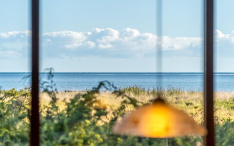 Devis - from the Sea: Madera, Casa, Porche, Cubierta, Madera Dura, Techo, Manchas De Madera, Suelos De Madera, Eco Hotel
