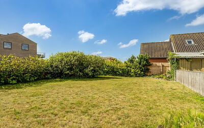 Antine - 400M from the Sea