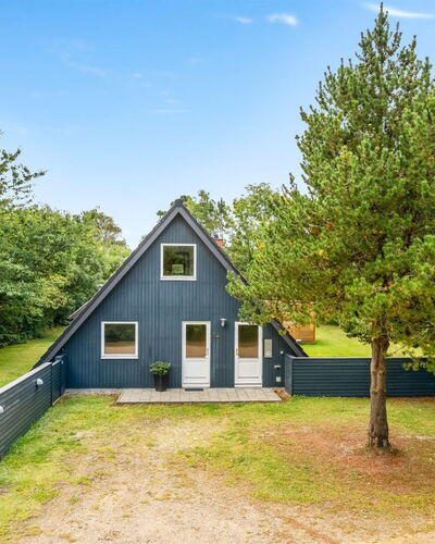 Hannele - 10Km from the Sea