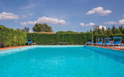 Oasi Della Pergola: Azul, Piscina, Ocio, Recurso, Eco Hotel, Mueble Para Exteriores, Sombra, Centro De Ocio, Hotel, Ciudad De Vacaciones