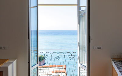 Newly Renovated Ocean View Flat