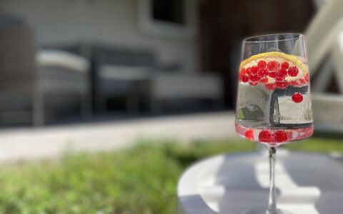 Panoramaperle: Vajilla, Fruta, Comida, Ingrediente, Drinkware, Produce, Stemware