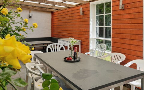 Marit - 1.5Km from the Sea