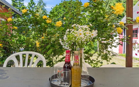 Marit - 1.5Km from the Sea