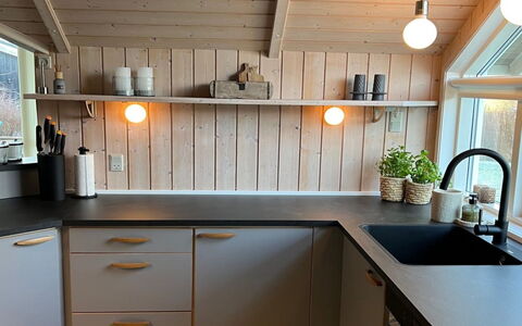 Mieka - 500M from the Sea: Madera, Piso, Diseño De Interiores, Cocina, Mostrador, Lámpara, Encendiendo, Suelo, Gabinetes, Aparato De Cocina