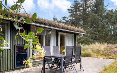 Saila - 1.2Km from the Sea