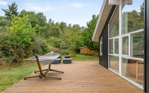 Selvi - 2.2Km from the Sea: Madera, Mueble, Departamento, Habitación, Techo, Manchas De Madera, Silla, Madera Dura, Barniz, Maderas