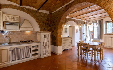 Montalcino 17: Diseño De Interiores, Piso, Mueble, Techo, Madera, Cocina, Suelo, Mostrador, Encendiendo, Habitación