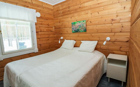Villa Kätkänkierros: Madera, Cabaña, Cuarto De Troncos, Bosque, Cobertizo, Edificios Del Jardín, Alerce, Bosque, Manchas De Madera