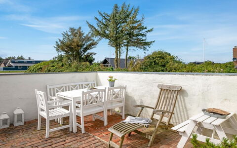 Reinhard - from the Sea: Cabaña, Patio Interior, Yarda, Edificios Del Jardín, Cobertizo, Vía Muerta, Mueble Para Exteriores, Cuarto De Troncos, Estructura Al Aire Libre, Choza