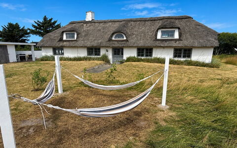 Reinhard - from the Sea: Cabaña, Patio Interior, Yarda, Edificios Del Jardín, Cobertizo, Vía Muerta, Mueble Para Exteriores, Cuarto De Troncos, Estructura Al Aire Libre, Choza
