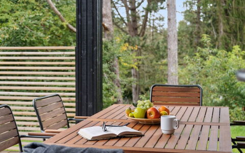 Aggi - 850M from the Sea: Cabaña, Patio Interior, Yarda, Edificios Del Jardín, Cobertizo, Vía Muerta, Mueble Para Exteriores, Cuarto De Troncos, Estructura Al Aire Libre, Choza