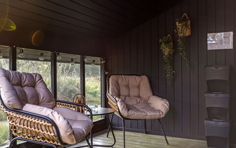Tole - 2Km from the Sea: Mueble, Madera, Silla, Diseño De Interiores, Suelo, Madera Dura, Mueble Para Exteriores, Suelos De Madera, Manchas De Madera, Sala