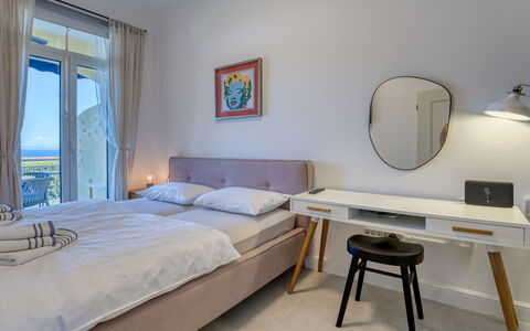 Design Jamar: Mueble, Diseño De Interiores, Cama, Habitación, Piso, Suelo, Habitación, Madera, Techo, Sábana