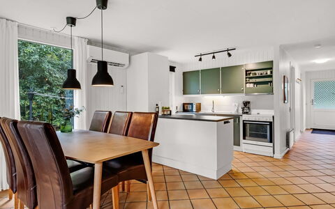 Ilsebet - 30Km from the Sea: Mueble, Diseño De Interiores, Piso, Lámpara, Cocina, Suelo, Techo, Madera, Mostrador, Gabinetes