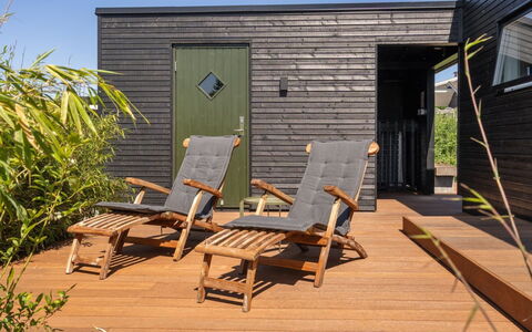 Karitte - 300M from the Sea: Madera, Casa, Porche, Cubierta, Madera Dura, Techo, Manchas De Madera, Suelos De Madera, Eco Hotel