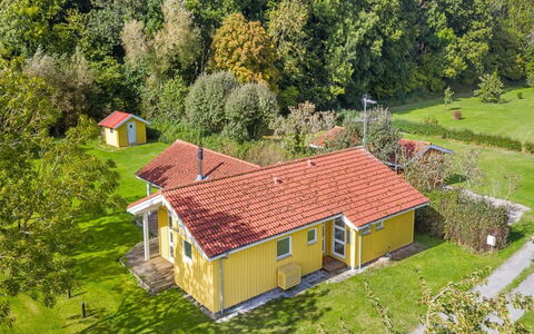 Solja - 85M from the Sea: Hierba, Pradera, El Terreno Del Lote, Cabaña, Área Rural, Prado, Edificios Del Jardín, Jardín, Cobertizo