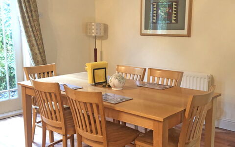 Courtyard Hc No 8: Mueble, Madera, Piso, Diseño De Interiores, Mesa, Suelo, Cocina Y Comedor Mesa, Comedor, Manchas De Madera, Silla