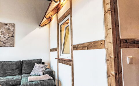 Schwalenberg 111: Madera, Diseño De Interiores, Suelo, Habitación, Madera Dura, Techo, Manchas De Madera, Material Natural, Tablón, Madera Contrachapada
