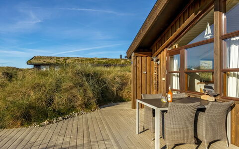 Sigbritt - 750M from the Sea: Cabaña, Patio Interior, Yarda, Edificios Del Jardín, Cobertizo, Vía Muerta, Mueble Para Exteriores, Cuarto De Troncos, Estructura Al Aire Libre, Choza