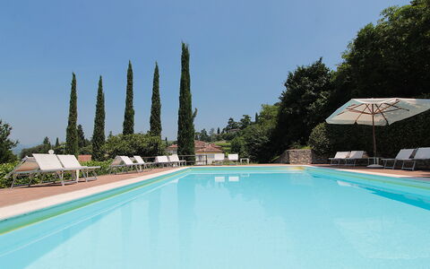 Calicantus, Verona, Pool, Wifi: Piscina, Eco Hotel, Recurso, Villa, Hojas Perennes, Hacienda, Ciudad De Vacaciones, Alerce