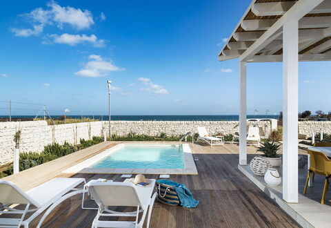 Timo: Recurso, Mueble Para Exteriores, Mar, Piscina, Eco Hotel, Silla, Sombra, Sunlounger, Oceano, Paraguas