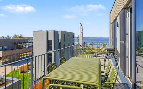 Penthouse Seevibes: Departamento, Diseño Urbano, Condominio, Balcón, Cerca, Pasarela, Cubierta, Eco Hotel