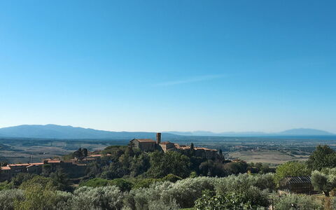 Your Tuscan Retreat: Cielo, Naturaleza, Horizonte, Vegetación, Paisaje, Pradera, Verano, Ecorregión, Área Rural, El Terreno Del Lote