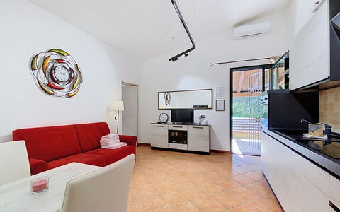 Your Tuscan Retreat: Piso, Diseño De Interiores, Suelo, Techo, Mueble, Habitación, Departamento, Casa, Sofá, Sala