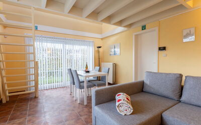 Polderzicht with Parking & Garden