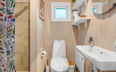 Edvard - 300M from the Sea