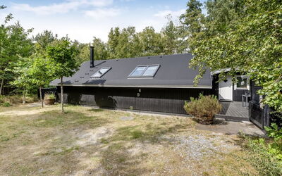 Else - 470M from the Sea