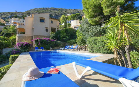 Buena Vista: Paisaje Natural, Casa, Área Rural, Paisaje, Cabaña, Banco, Lago, Bosque, Reservorio