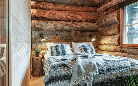 Tunturin Villa Pipo: Madera, Habitación, Diseño De Interiores, Linos, Lecho, Cama, Piso, Sábana, Suelo, Marco De La Cama