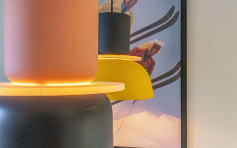 Ruka Chalets 3202: El Plastico, Diseño, Fotografía De Naturalezas Muertas, Pantalla De Lámpara, Lámpara